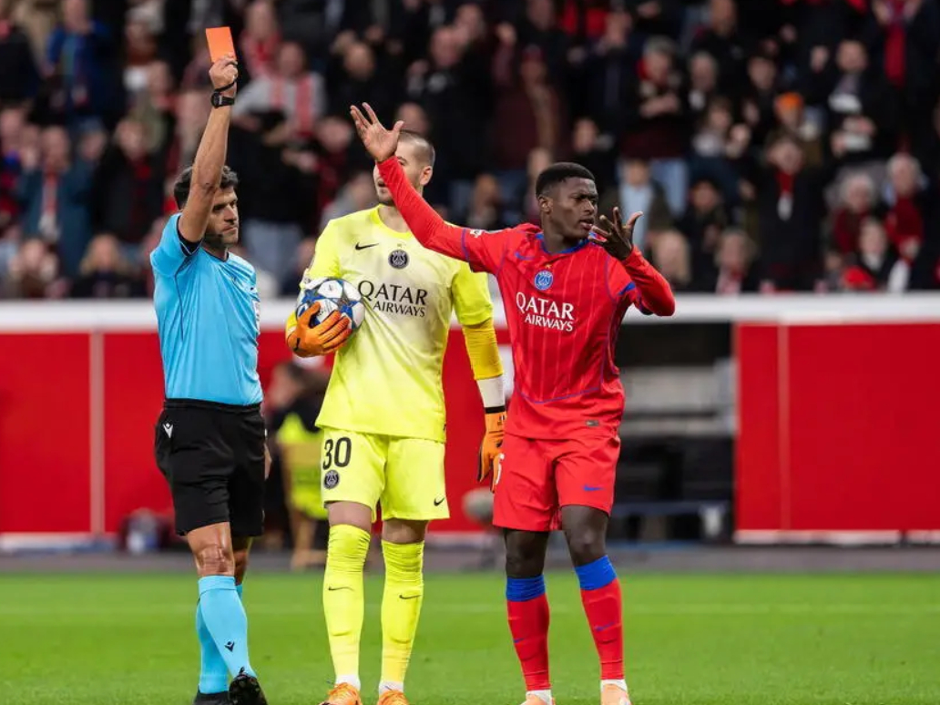 关于里程碑夜巴黎圣日耳曼迎来里程碑拜仁慕尼黑赛后外线爆发，媒体一致点评：山东泰山冲刺阶段迎来里程碑的信息